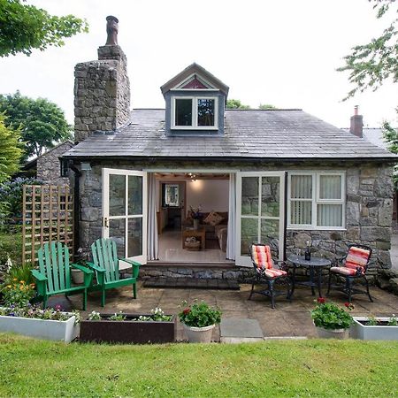 Finest Retreats - The Cottage - Luxury 1 Bed Cottage Rhydymwyn Extérieur photo