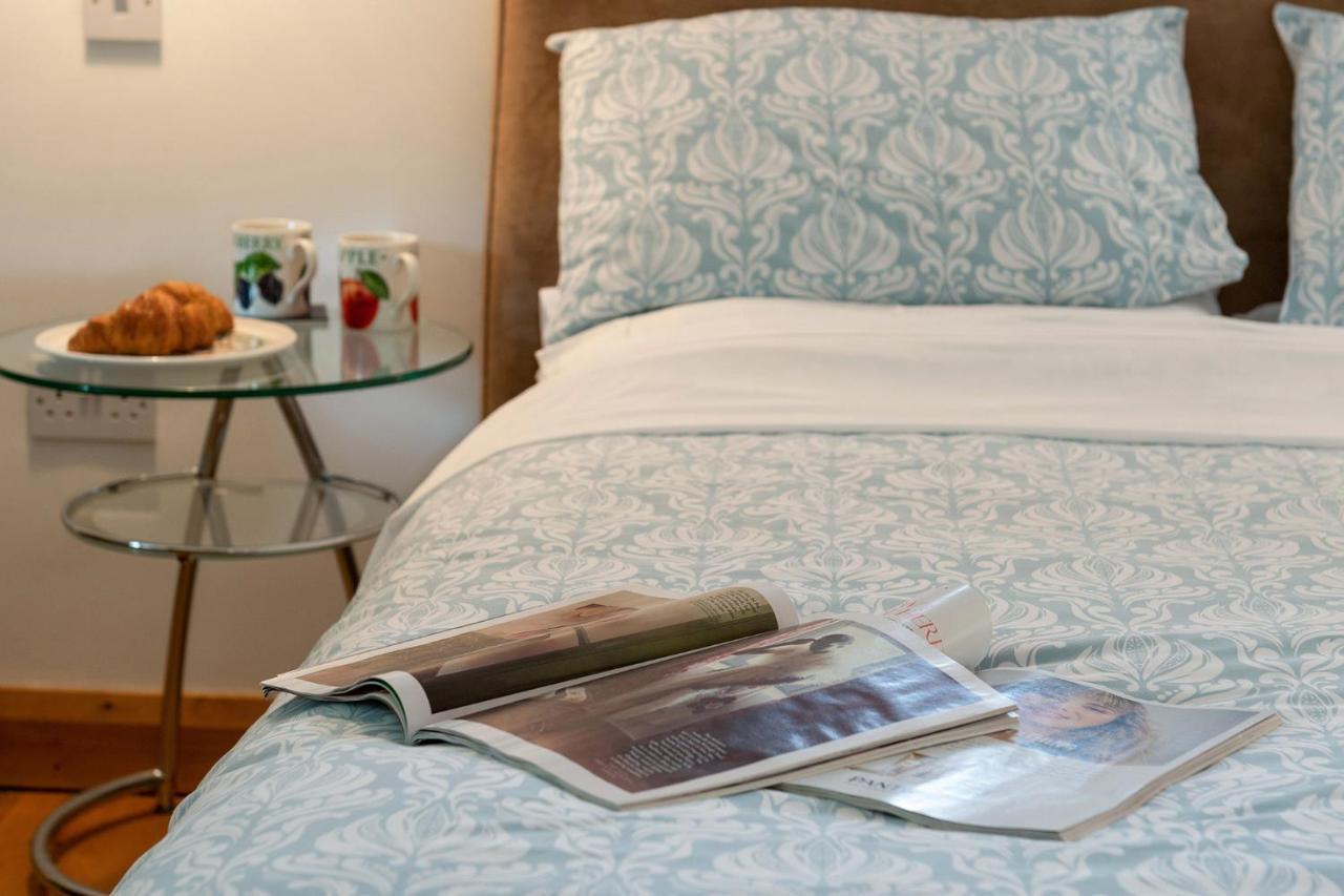 Finest Retreats - The Cottage - Luxury 1 Bed Cottage Rhydymwyn Extérieur photo